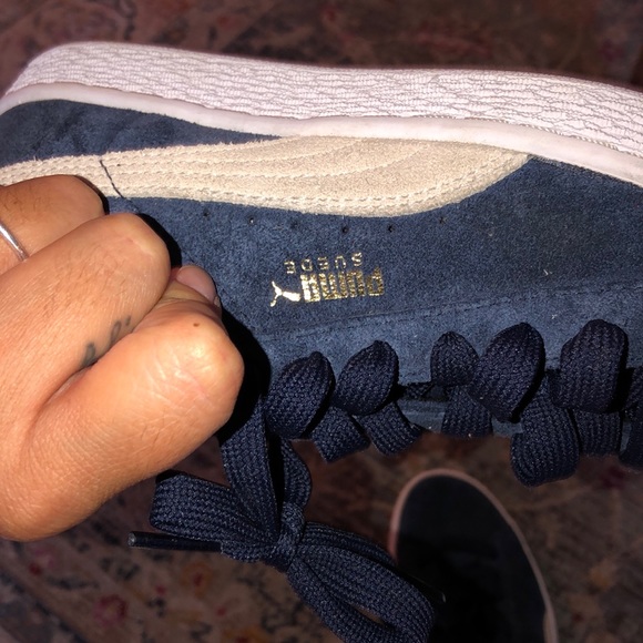 Blue suede pumas - Picture 4 of 5